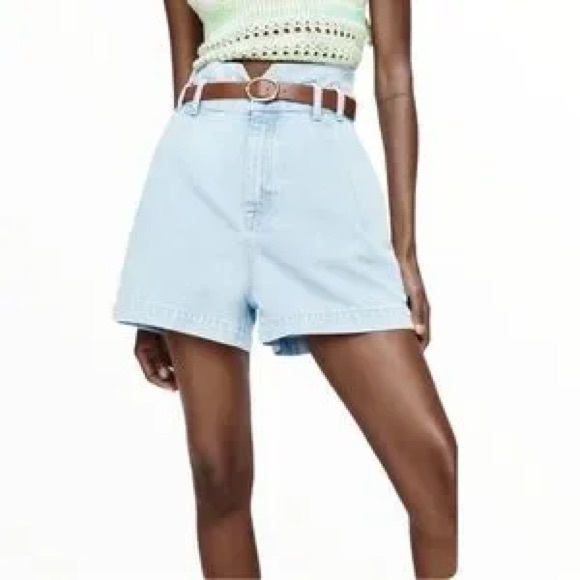 Zara Light Blue Denim high waisted Shorts never worn (**DOES NOT COME WITH BELT) - Picture 2 of 6